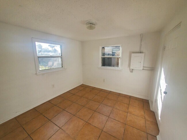 Building Photo - 2300 5th St S