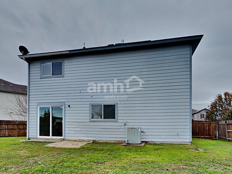 Building Photo - 10703 Juniper Pass