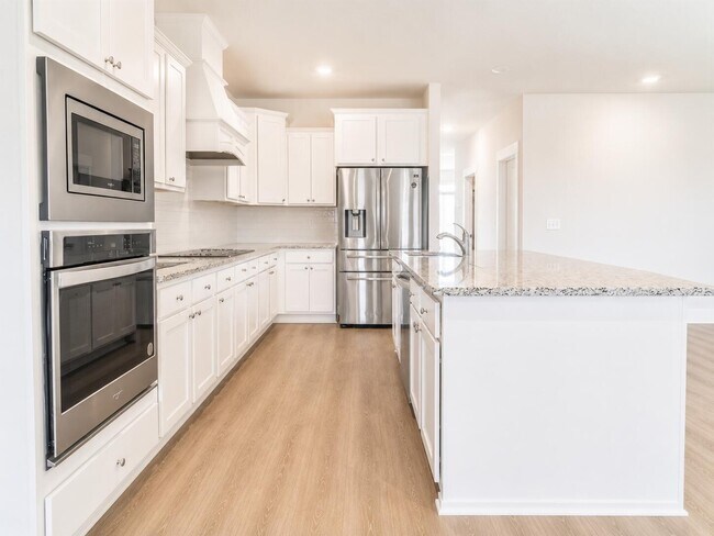 Building Photo - 6242 Jenks Dr