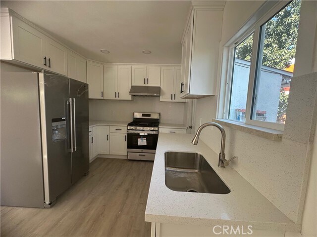 Building Photo - 119 S Collwood Ave