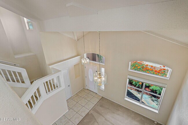 Building Photo - 6377 Franklin Ridge Dr