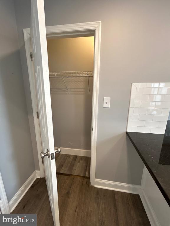 Building Photo - 13 N 4th Ave