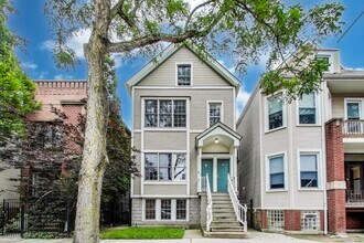 Building Photo - 1437 W Oakdale Ave