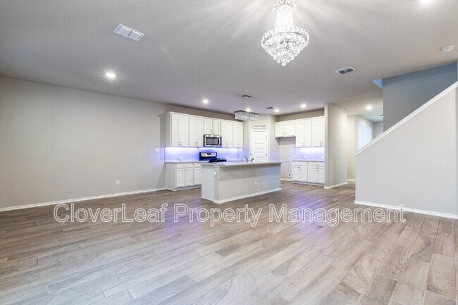 Building Photo - 5043 Segovia Way