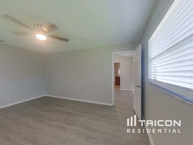 Building Photo - 2273 Seward Cir