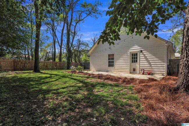 Building Photo - 741 47th Pl S