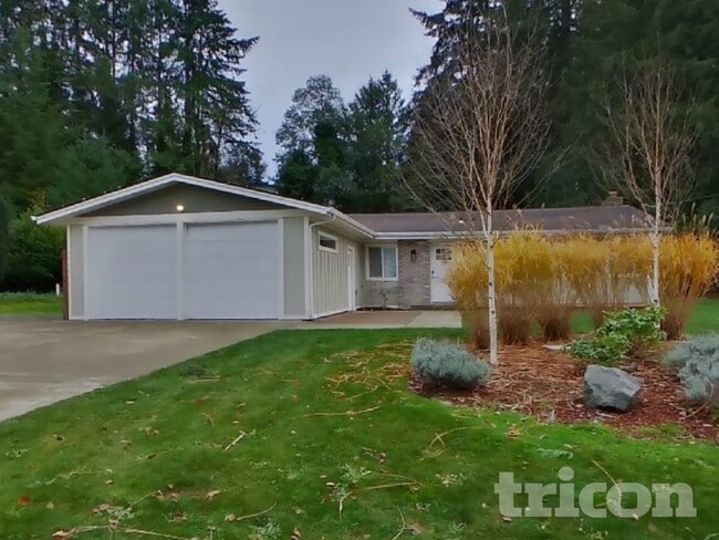 Building Photo - 4911 64th Ave W