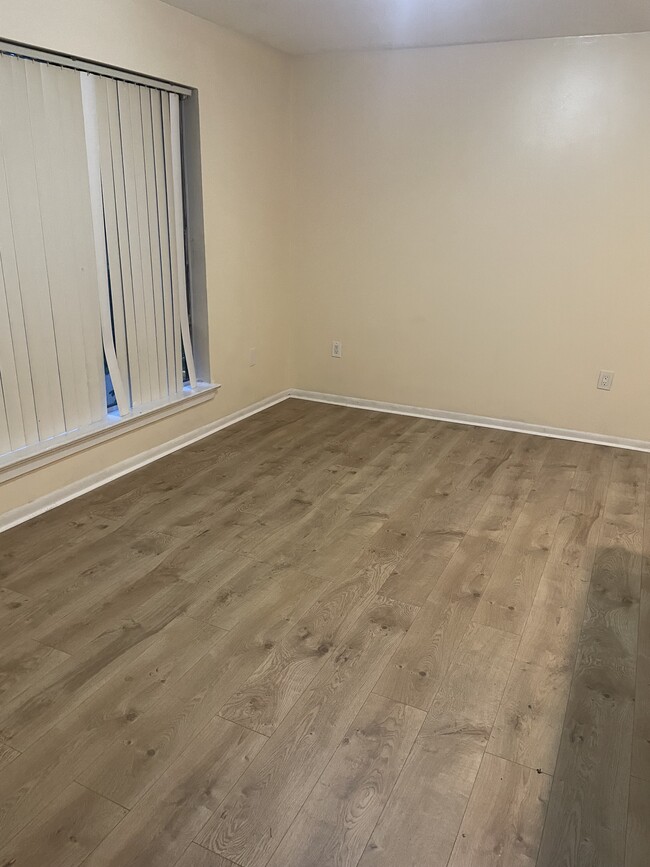 Building Photo - 8479 Greenbelt Rd