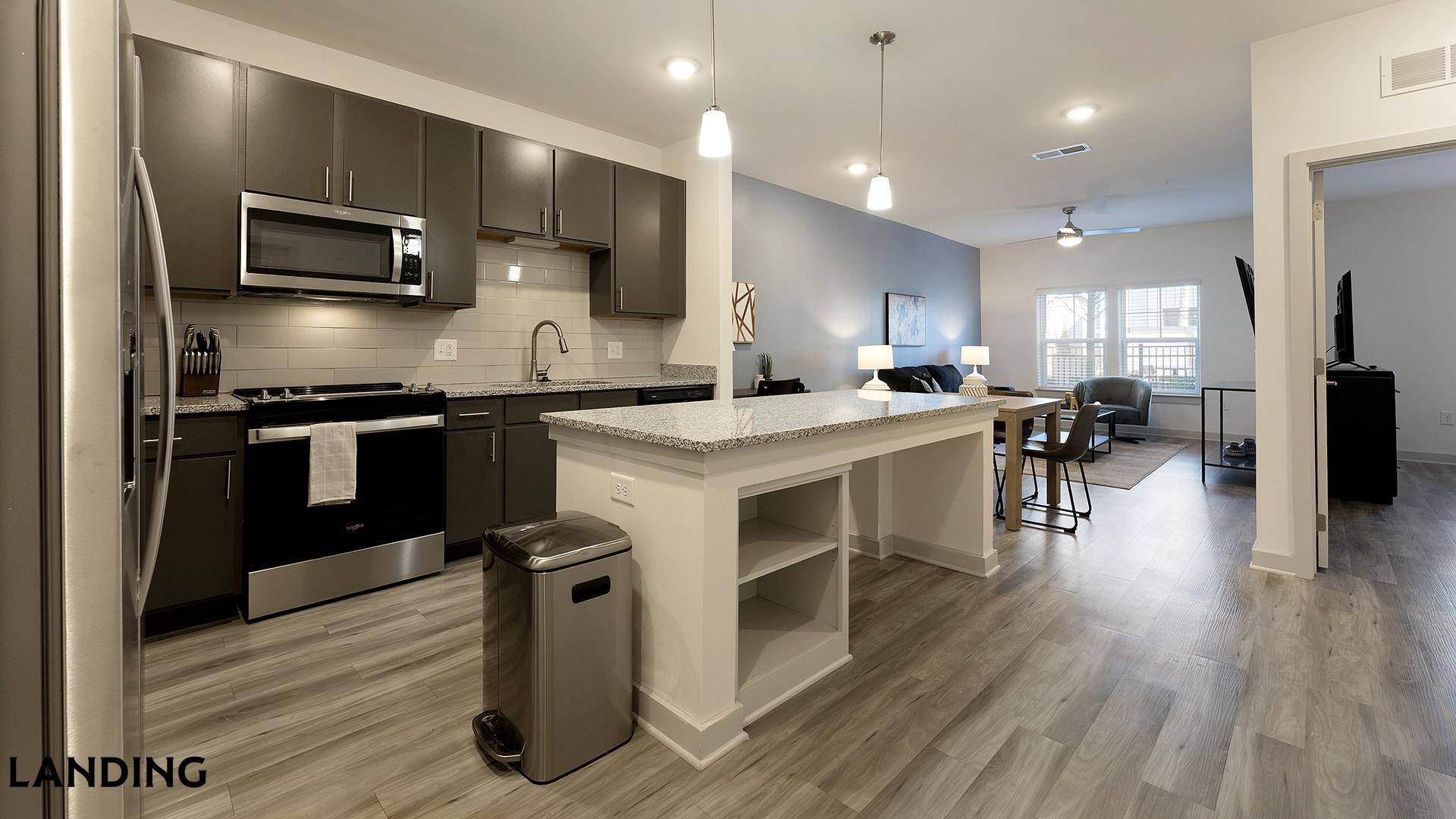 Building Photo - 6000 Front St