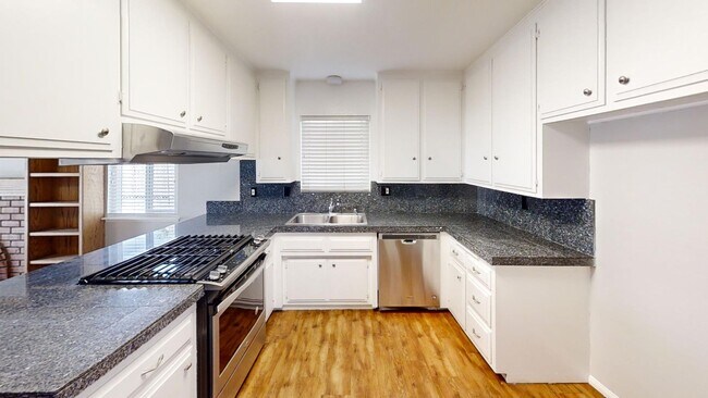 Building Photo - Beautiful Yucaipa 3 bedroom 2 bath Home