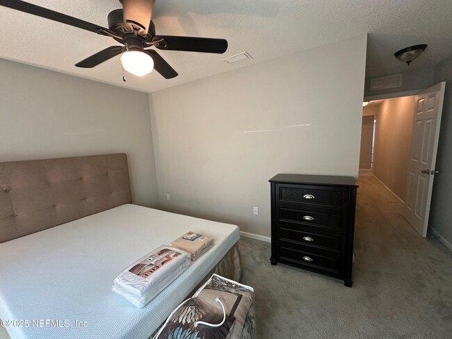 Building Photo - 9567 Abby Glen Cir