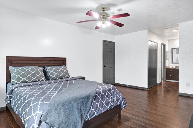 Building Photo - 2311 Chelsea Knoll Ln