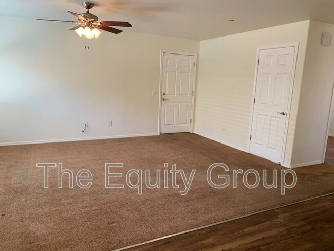 Building Photo - 2111 Bella Oaks Dr