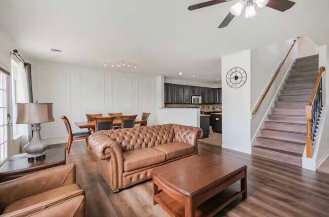 Building Photo - 18607 Shavano Ct