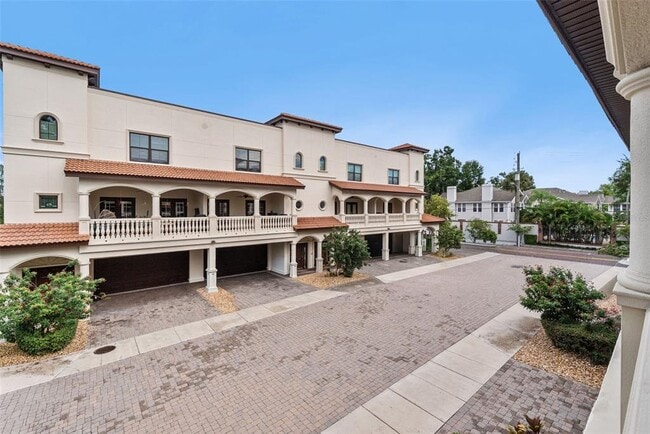 Building Photo - 2935 W El Prado Blvd