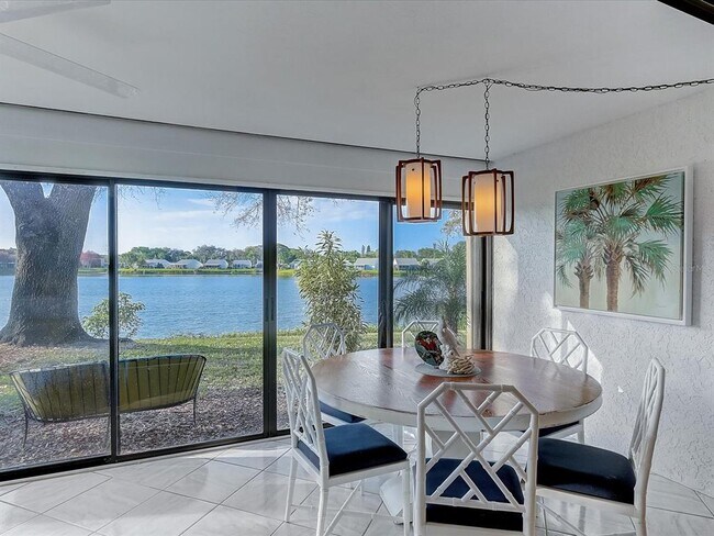 Building Photo - 307 Timber Lake Dr