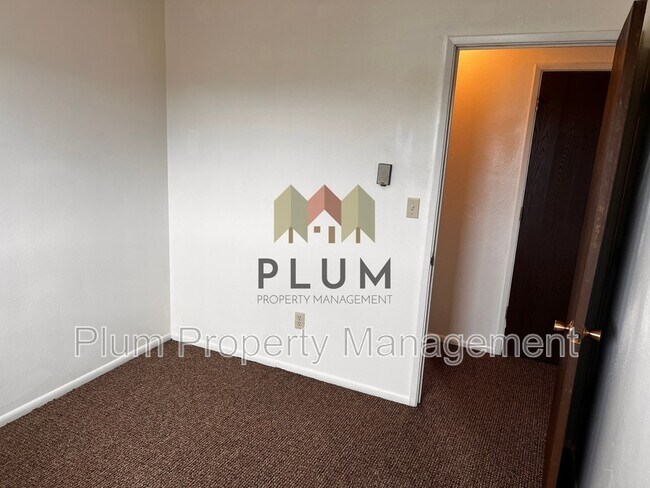 Building Photo - 1824 Phillips St