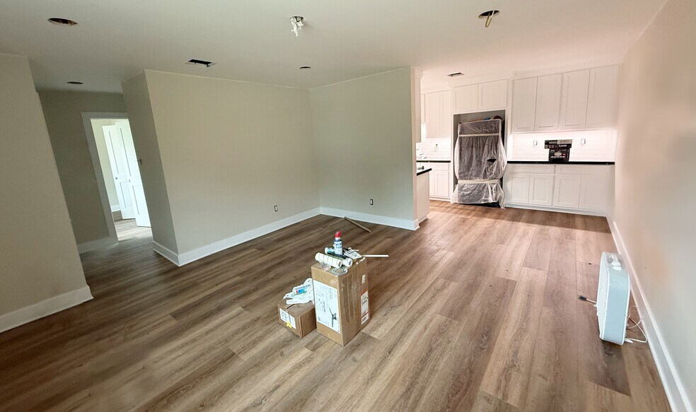 Living room - 991 6th Street