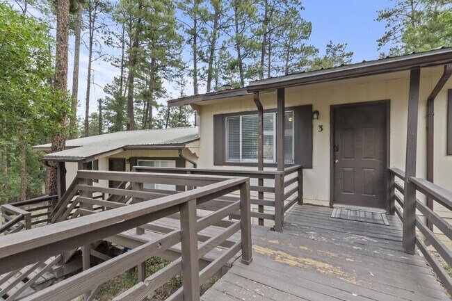 Building Photo - 110 Apache Hills Dr