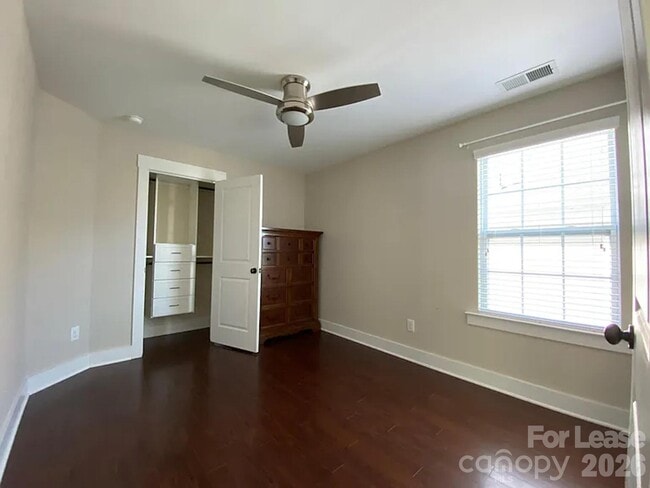 Building Photo - 2410 Woodward Ave