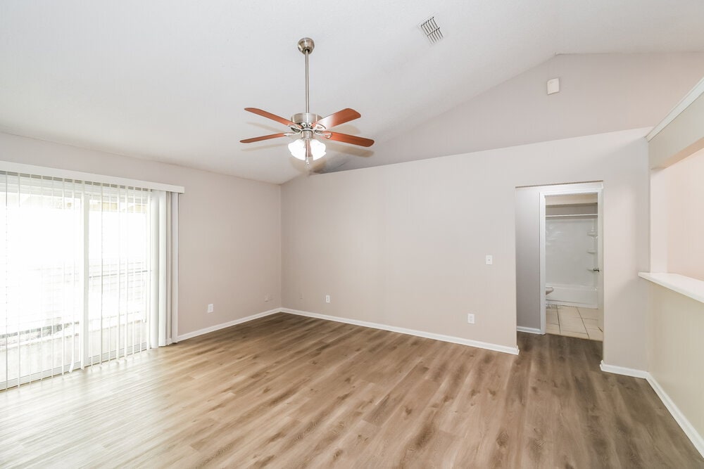 Building Photo - 1841 Quebec Ct