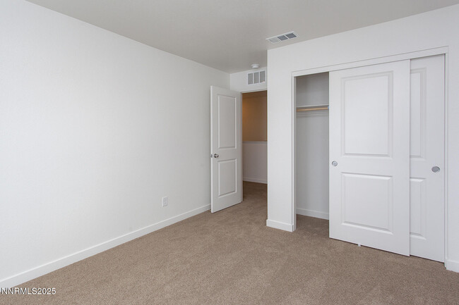 Building Photo - 436 Summer Triangle