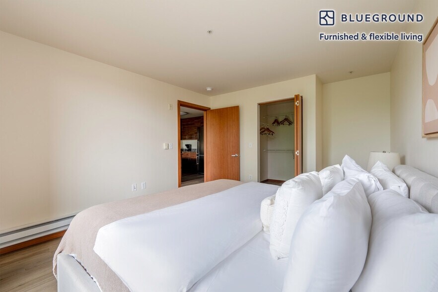 Building Photo - 4219 S Othello St