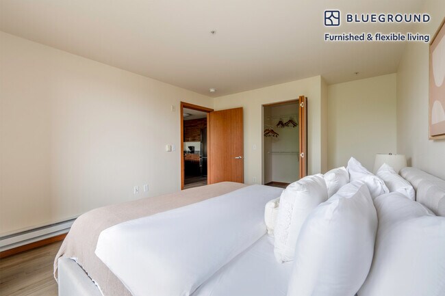 Building Photo - 4219 S Othello St