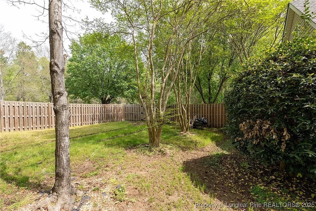 Building Photo - Room in House on Feldspar Way