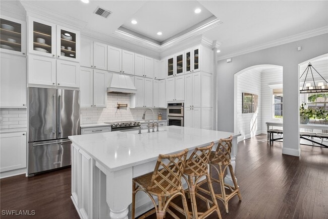 Building Photo - 24920 Divot Dr