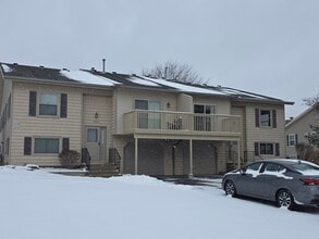 Building Photo - 10268 Parkedge Cir