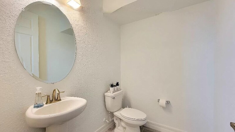 Building Photo - 17516 Polo Trl