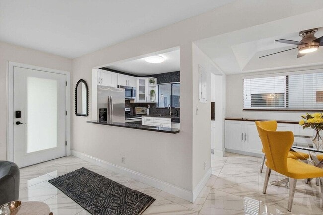 Building Photo - 15108 Ashland Dr