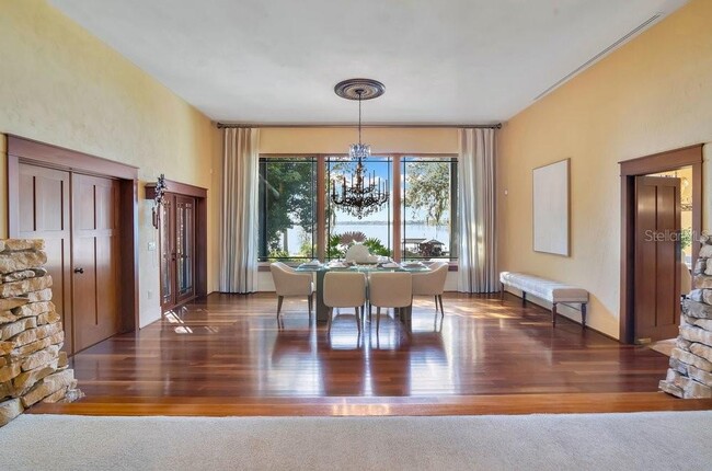 Building Photo - 10577 Down Lakeview Cir