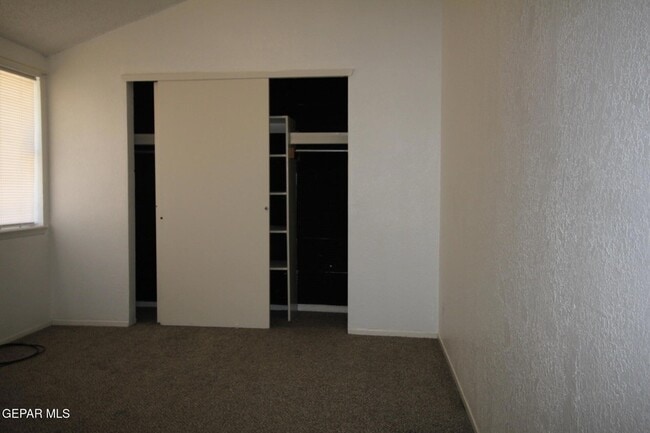Building Photo - 9604 Gaza Dr