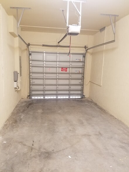 2023 photos as reference - 3370 W 90th St