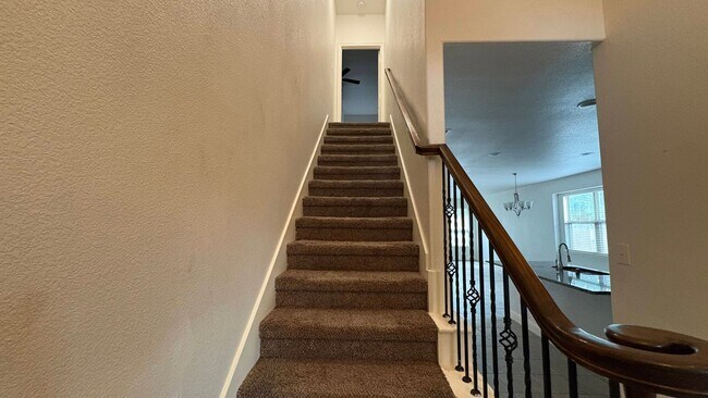 Building Photo - 610 Alderwood Ct