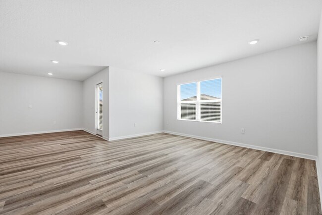 Building Photo - 941 Sandbar Loop