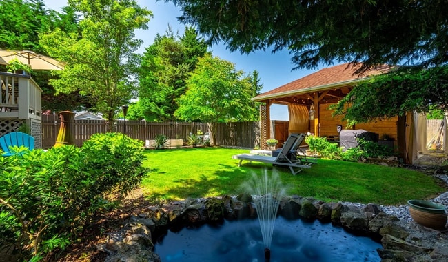 Building Photo - Charming updated 1920s 3BD 3BA