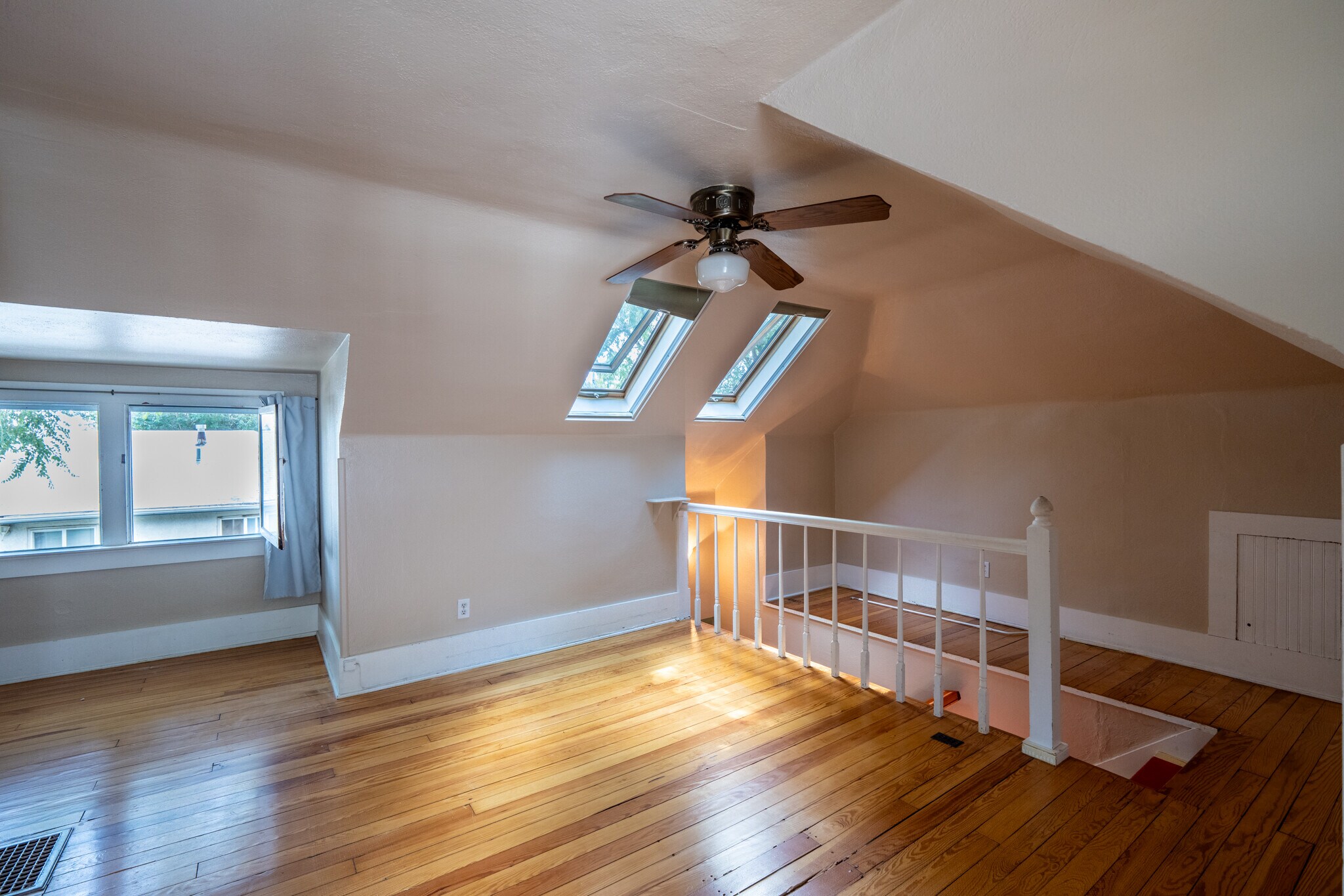 Building Photo - 1416 N Royer St