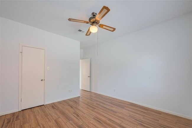 Building Photo - 12922 Ashford Chase Dr