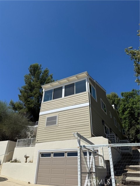 Building Photo - 1761 Deerhill Trail