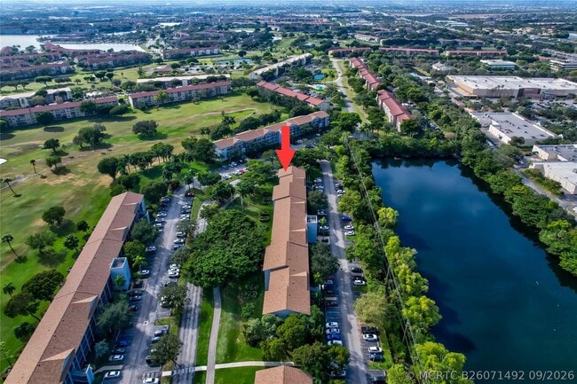 Building Photo - 12600 SW 5th Ct