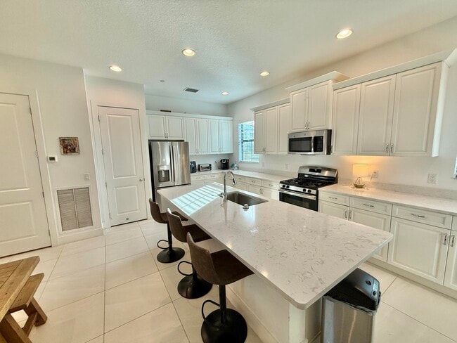 Building Photo - 3019 Franklin Pl