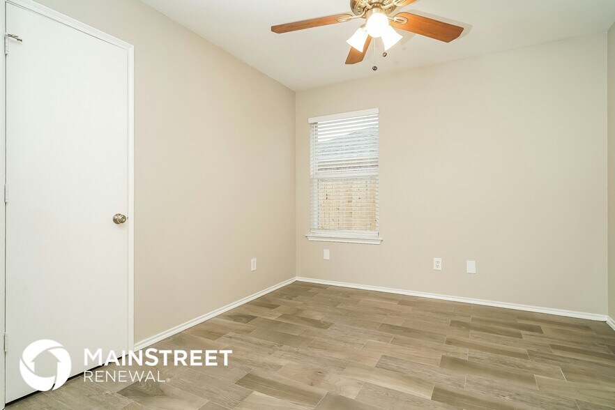 Building Photo - 1510 Brookleaf Dr