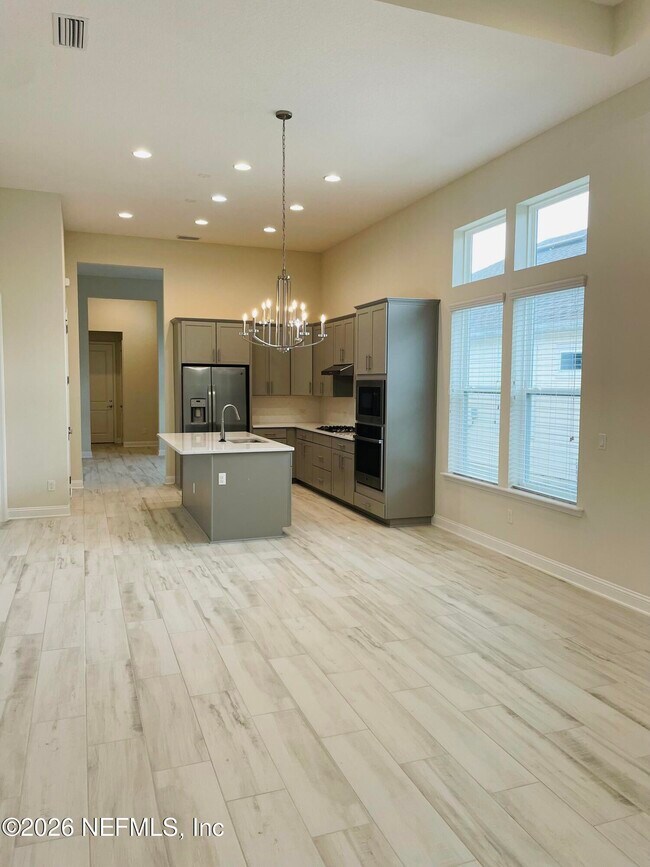 Building Photo - 320 Vista Lake Cir