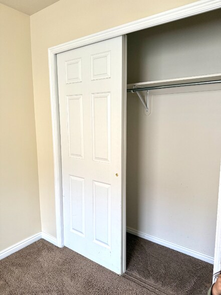 Building Photo - 1295 S 1410 E