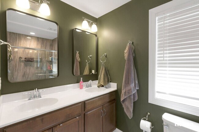 Building Photo - Charming 3BR House in Richmond