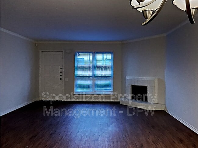 Building Photo - 3212 Daniel Ave