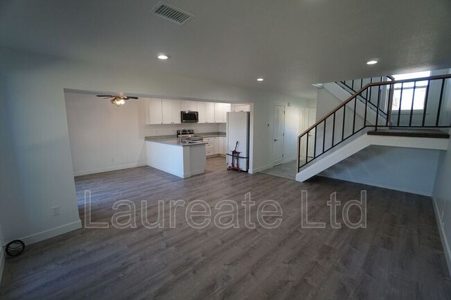 Building Photo - 7152 Depew Cir